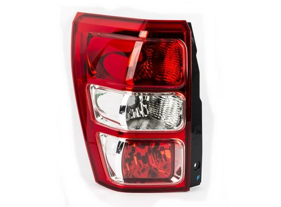 SUZUKİ GRAND VITARA SOL STOP LAMBASI 2005 den 2012 e Kadar Model 5 Kapı 2000 Motor DEPO