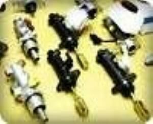 NİSSAN PİCK UP ( PİKAP ) ( D21 2.4i MOTOR  4X4 ) \'DEPOLU\' 1986 / 1992 - (3.0i V6 MOTOR  4X4 ) \'DEPOLU\' 1990 / 1998 ( Limütörlü ) FREN ANA MERKEZ SİLİNDİRİ