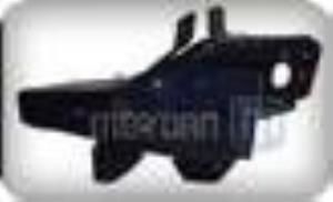 MAZDA B2500 PICK UP ÖN TAMPON BAĞLANTI BRAKETİ SAĞ 1997/2000 MODEL İÇİN