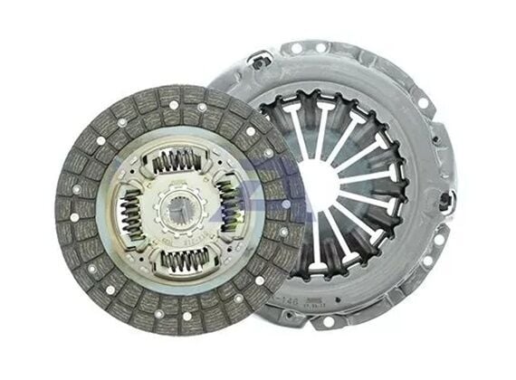 Ücretsiz Kargo TOYOTA AURİS DEBRİYAJ SETİ Baskı ve Balata 1400 Motor Dizel Manuel Vites 2012 den 2018 e Kadar Model AISIN JAPON ORİJİNAL